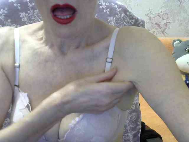 Red-Rose-777 webcam