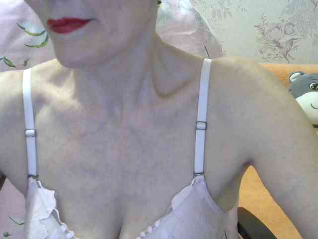 Red-Rose-777 webcam