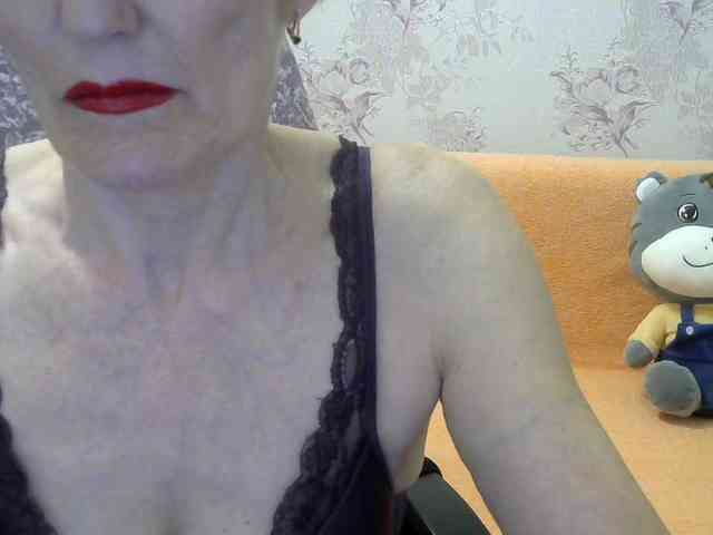 Red-Rose-777 webcam