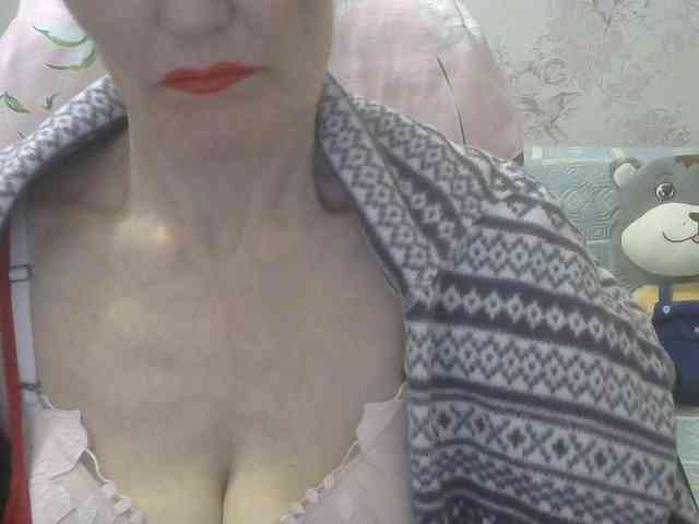 Red-Rose-777 webcam