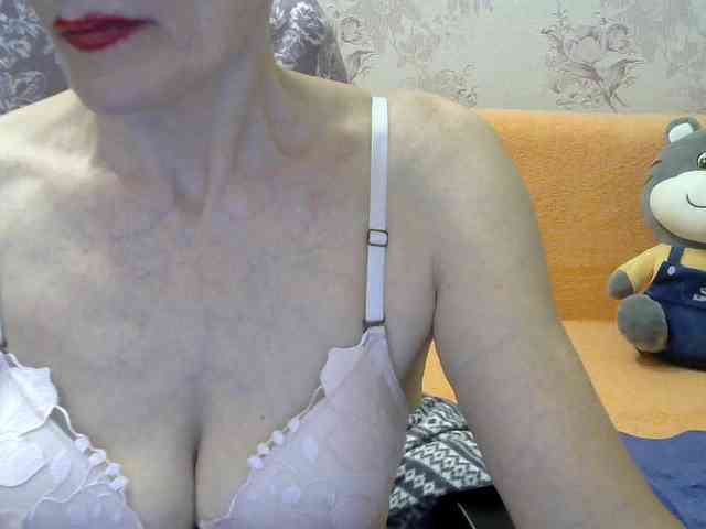 Red-Rose-777 webcam