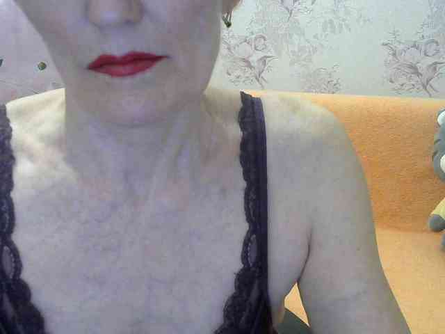 Red-Rose-777 webcam