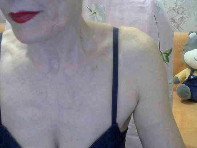 Red-Rose-777 webcam
