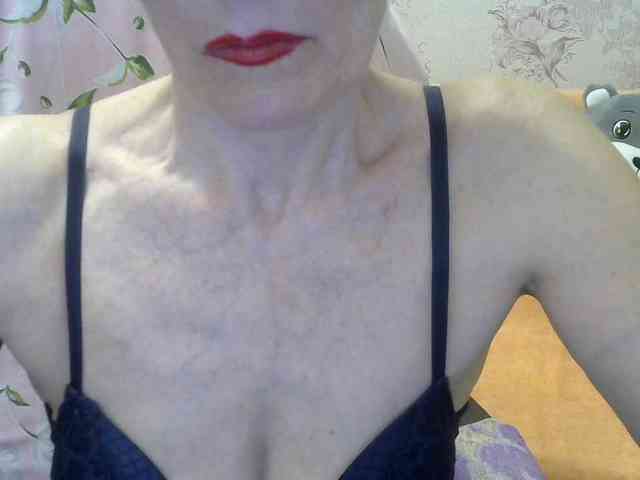 Red-Rose-777 webcam