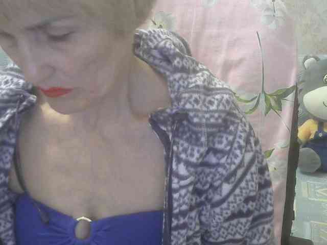 Red-Rose-777 Live Webcam on BongaCams