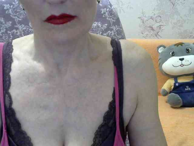 Red-Rose-777 webcam