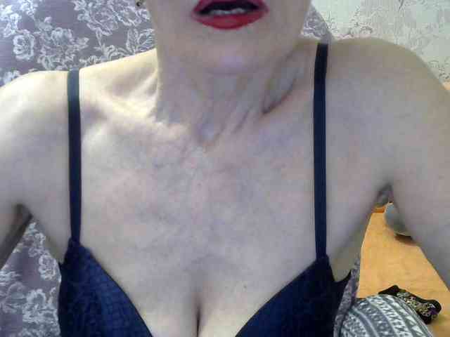 Red-Rose-777 webcam