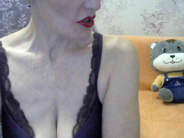 Red-Rose-777 webcam