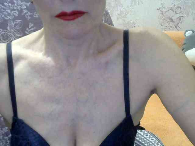 Red-Rose-777 webcam