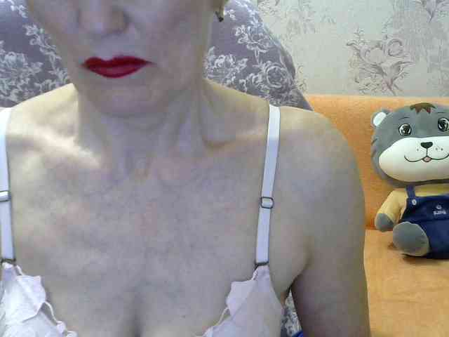 Red-Rose-777 webcam