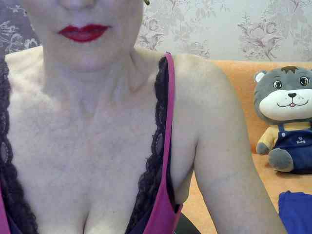 Red-Rose-777 webcam