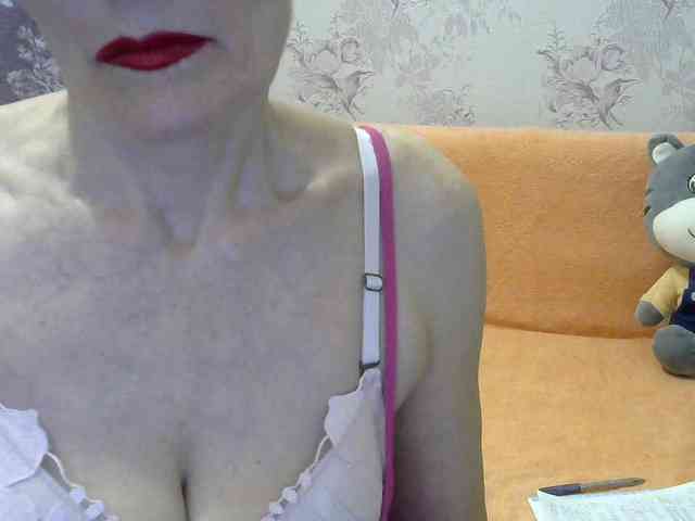 Red-Rose-777 webcam
