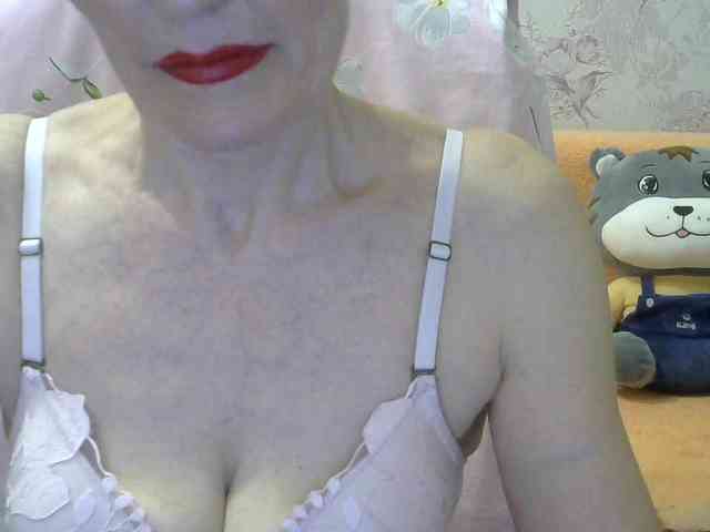 Red-Rose-777 webcam