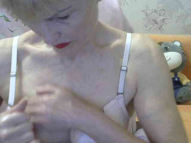 Red-Rose-777 webcam
