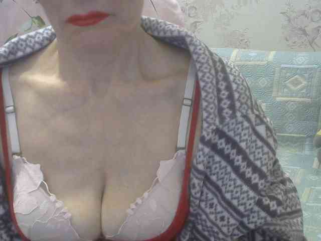 Red-Rose-777 webcam