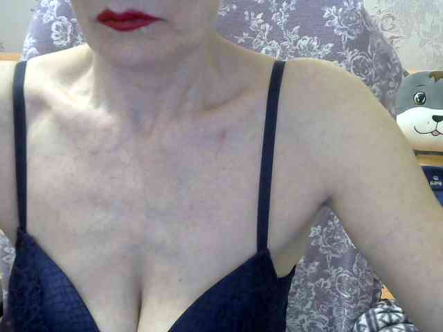 Red-Rose-777 webcam