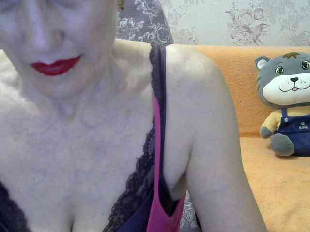 Red-Rose-777 webcam