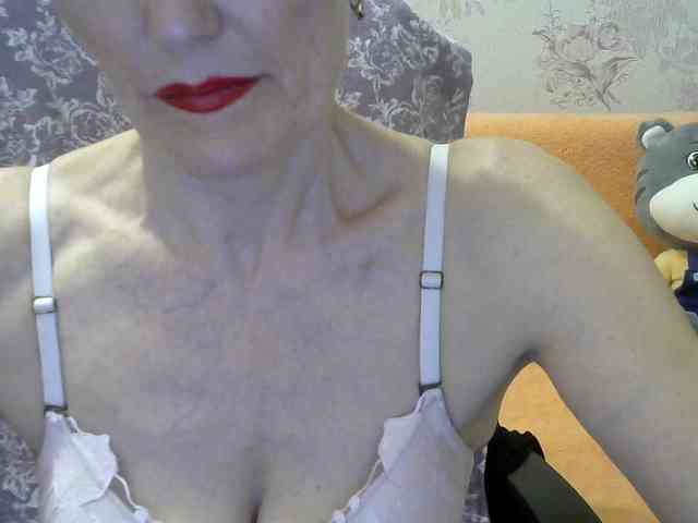 Red-Rose-777 webcam