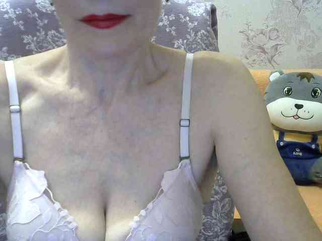 Red-Rose-777 webcam