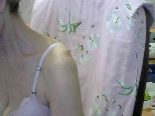 Red-Rose-777 webcam