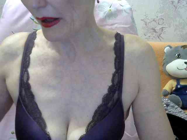 Red-Rose-777 webcam