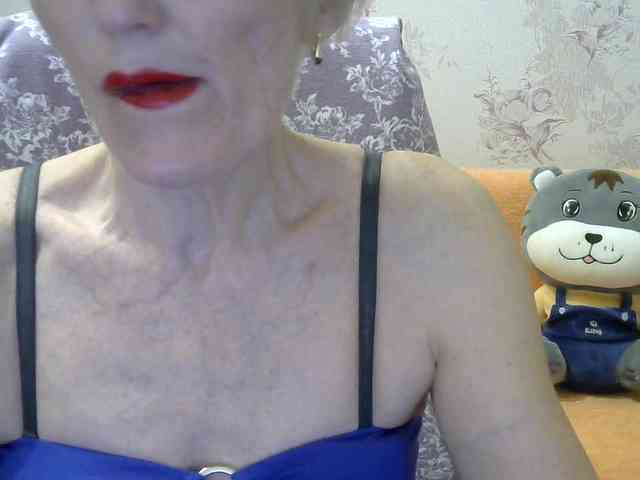 Red-Rose-777 webcam