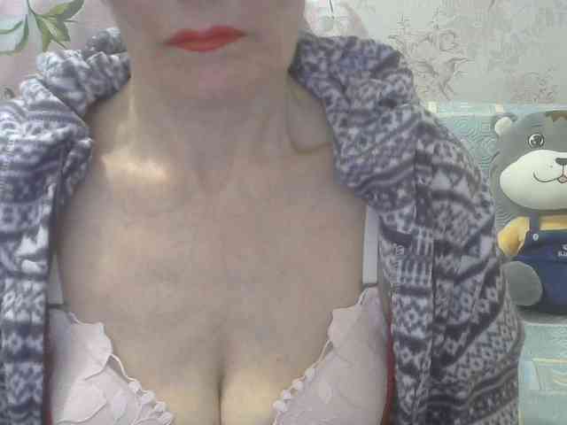 Red-Rose-777 webcam