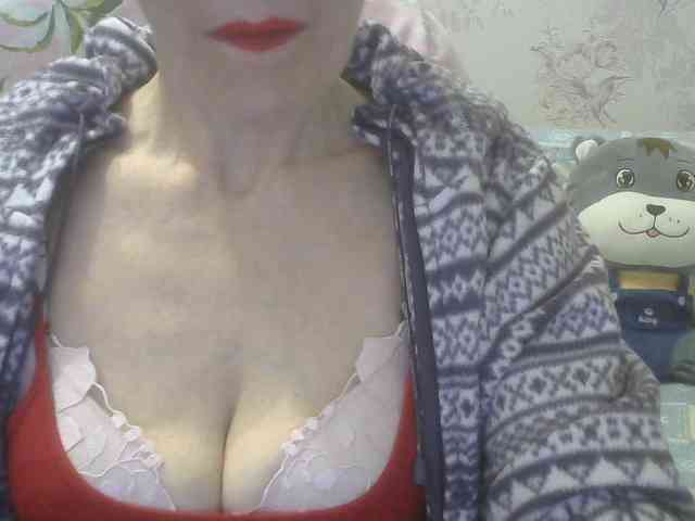 Red-Rose-777 webcam