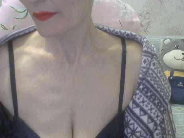 Red-Rose-777 webcam