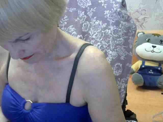 Red-Rose-777 webcam