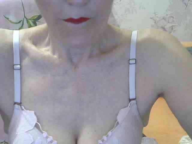 Red-Rose-777 webcam