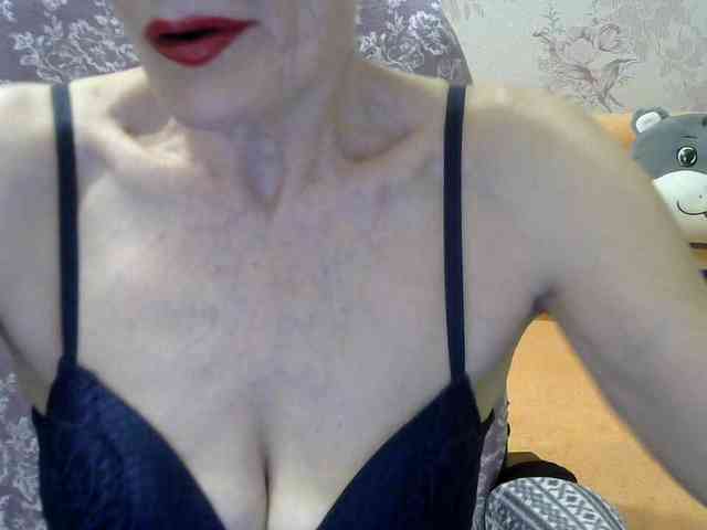Red-Rose-777 webcam