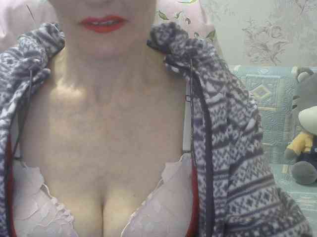 Red-Rose-777 webcam