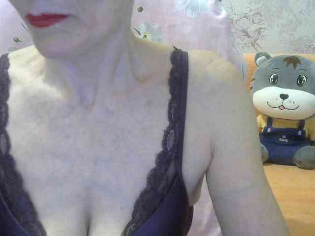 Red-Rose-777 webcam