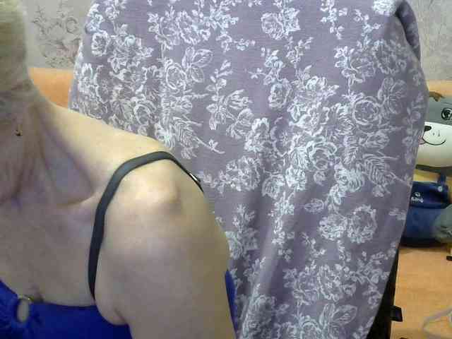 Red-Rose-777 webcam