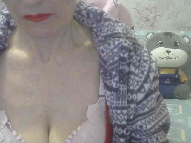 Red-Rose-777 webcam