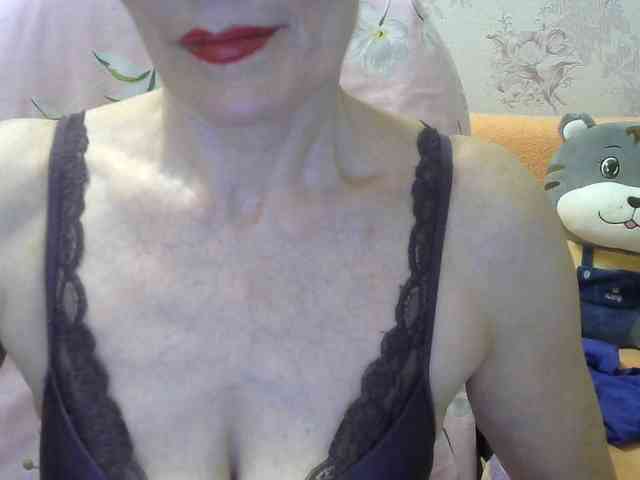 Red-Rose-777 webcam