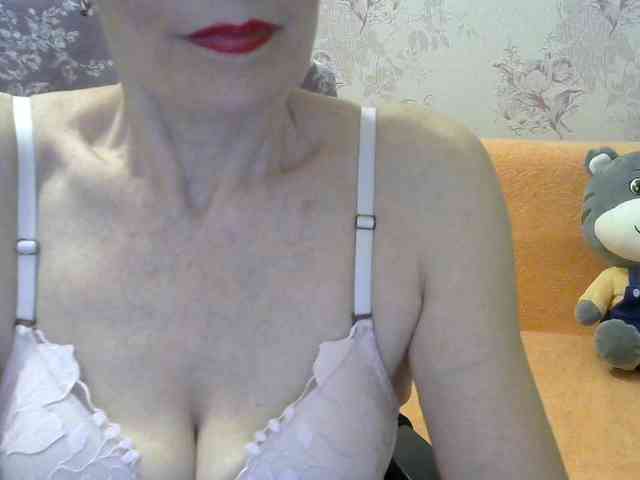 Red-Rose-777 webcam