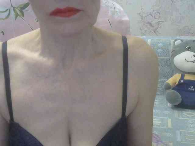 Red-Rose-777 webcam