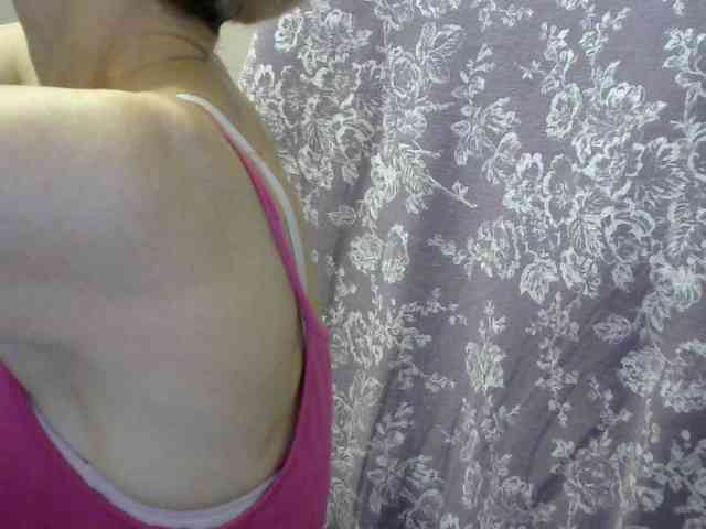 Red-Rose-777 webcam