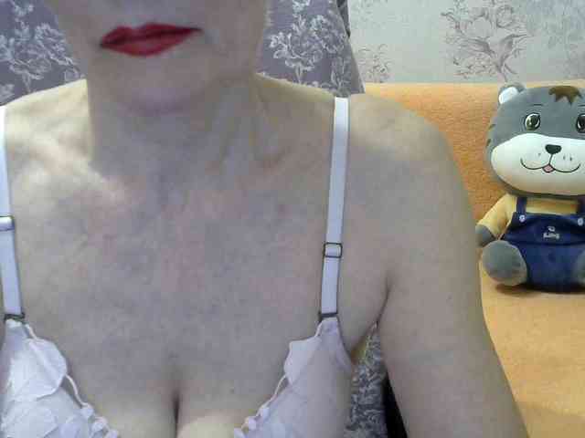 Red-Rose-777 webcam