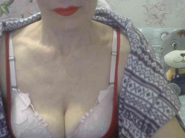 Red-Rose-777 webcam