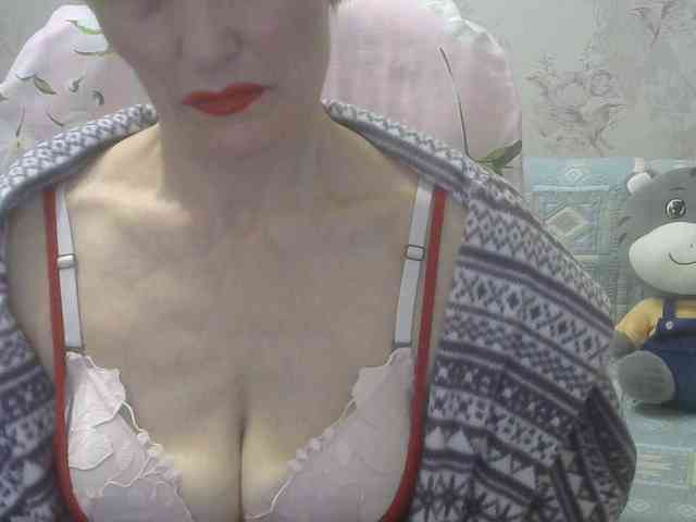 Red-Rose-777 webcam