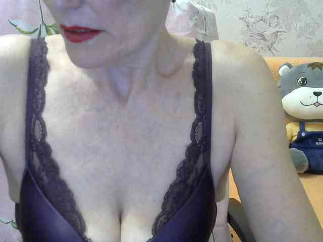 Red-Rose-777 webcam
