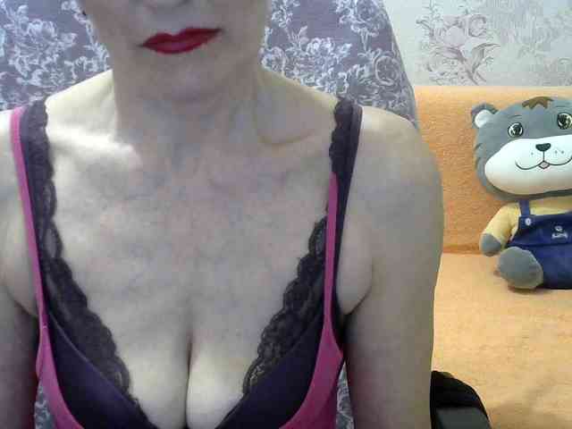Red-Rose-777 webcam