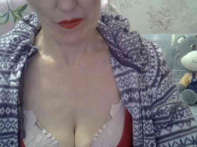 Red-Rose-777 webcam