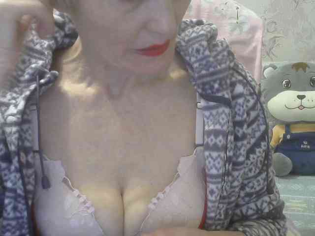 Red-Rose-777 webcam