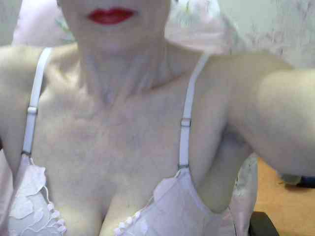 Red-Rose-777 webcam