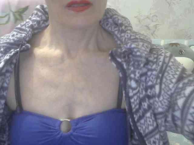 Red-Rose-777 webcam