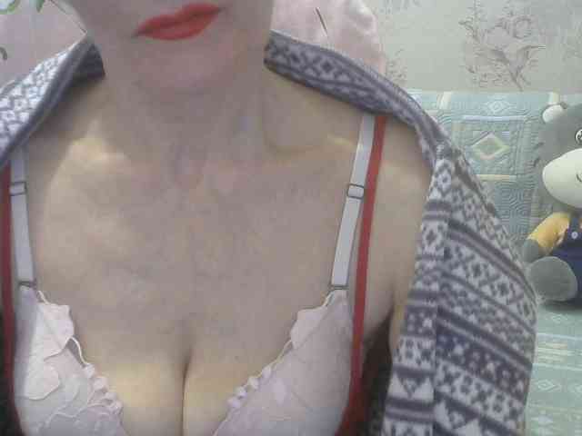 Red-Rose-777 webcam